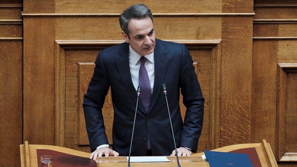 Μητσοτάκης: Έξτρα μισός μισθός σε 100.000 «ενεργούς» νοσηλευτές και ΕΚΑΒ – Ποια είναι τα κριτήρια