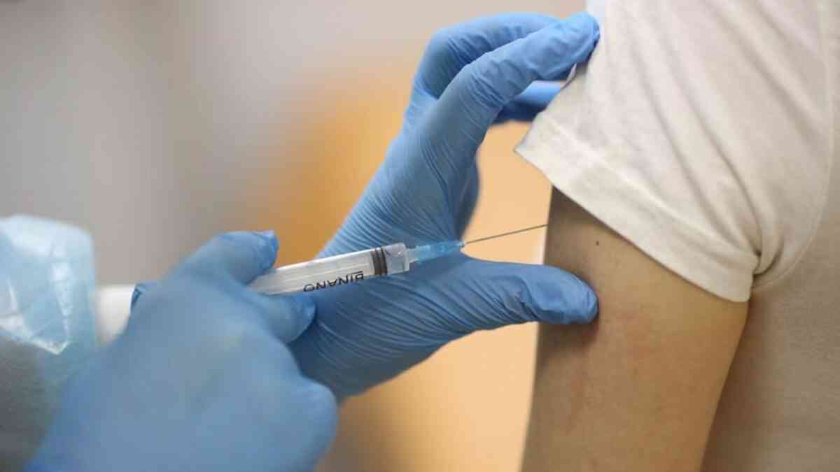 ΕΠΕ: Ενημερωτική εκστρατεία για τον εμβολιασμό