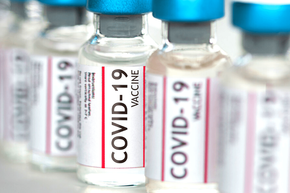 Κορωνοϊός: Η τρίτη δόση του εμβολίου έχει «παρόμοιες» παρενέργειες με τη δεύτερη