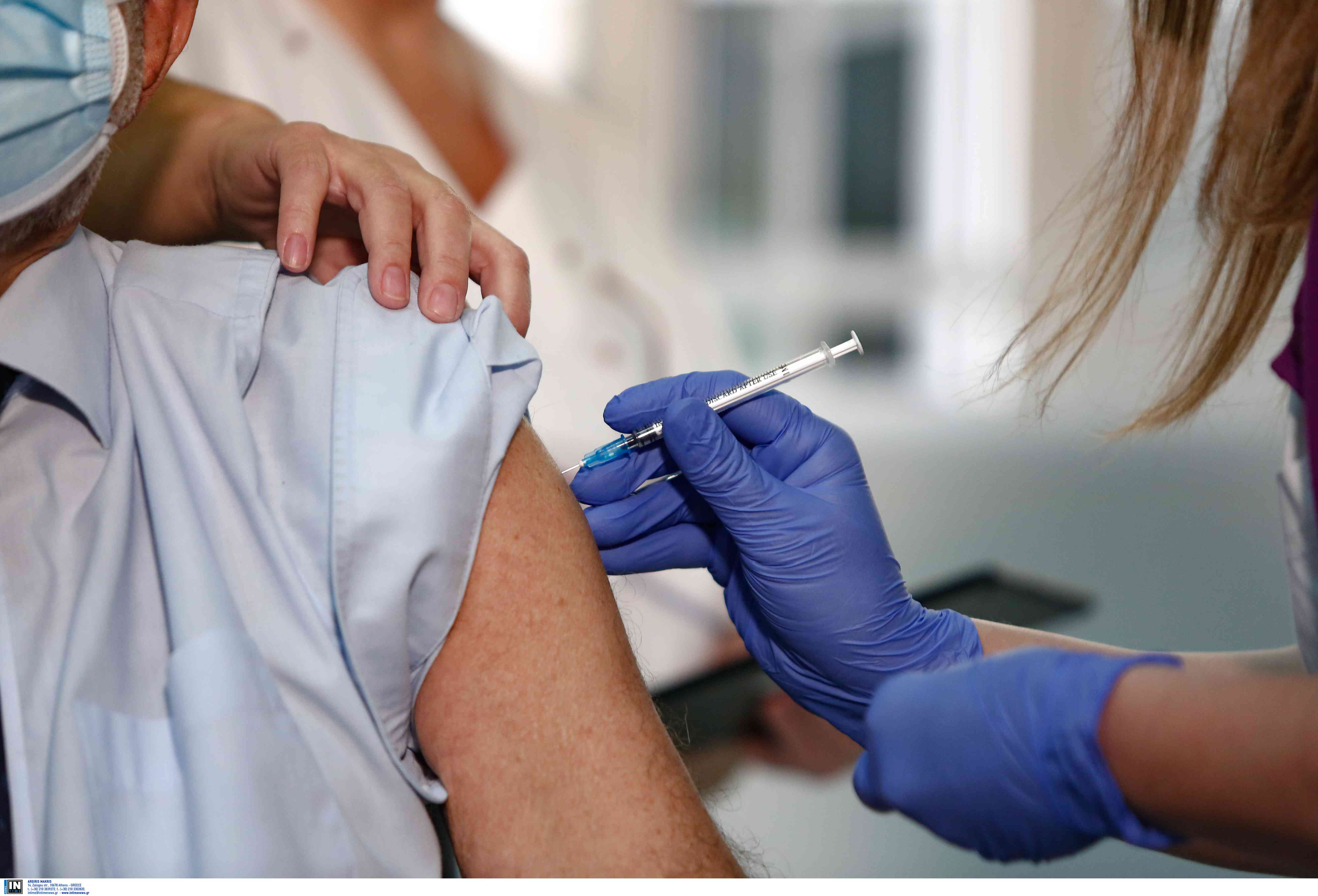 Θεμιστοκλέους:Ανοίγουν επιπλέον εμβολιαστικές γραμμές για τα παιδιά – Στο 90% οι εμβολιασμοί στους άνω των 60 ετών