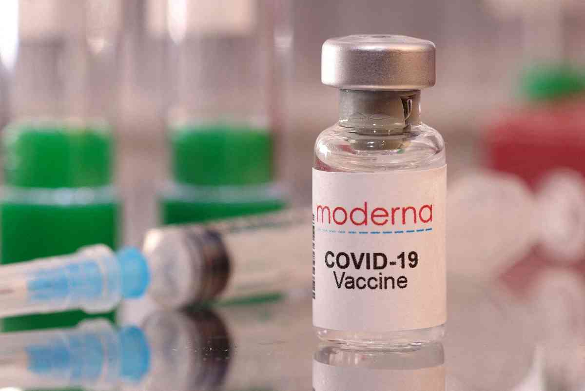 Εμβόλια mRNA: H Moderna μηνύει τις Pfizer/BionTech για παραβίαση πατέντας