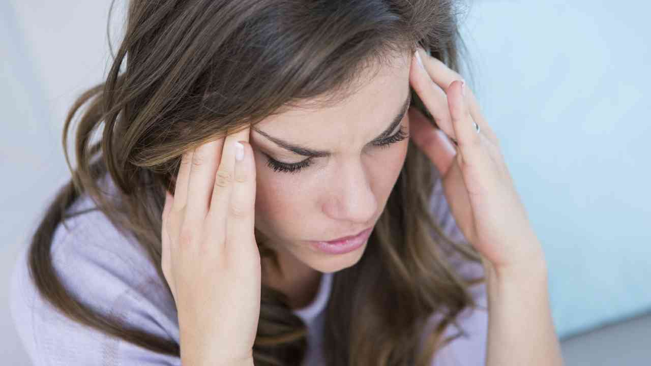 Πονοκέφαλοι: Βασανίζουν το 52% του παγκόσμιου πληθυσμού – Πιο συχνοί στις γυναίκες
