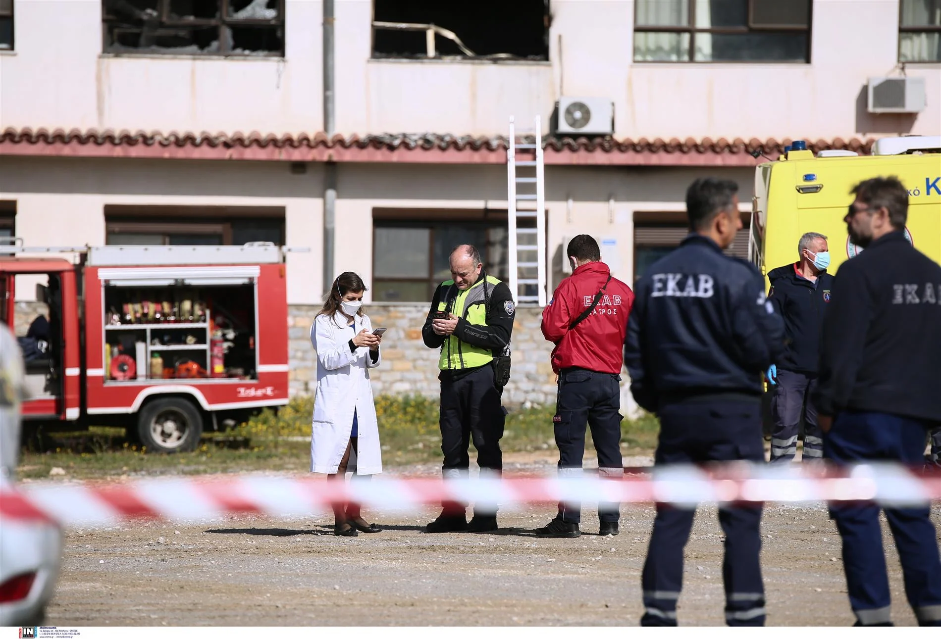 Φωτιά στο νοσοκομείο Παπανικολάου: “Σαν να έπεσε βόμβα…” – Πλεύρης: “Η πυροσβεστική αναζητά τα αίτια της πυρκαγιάς”