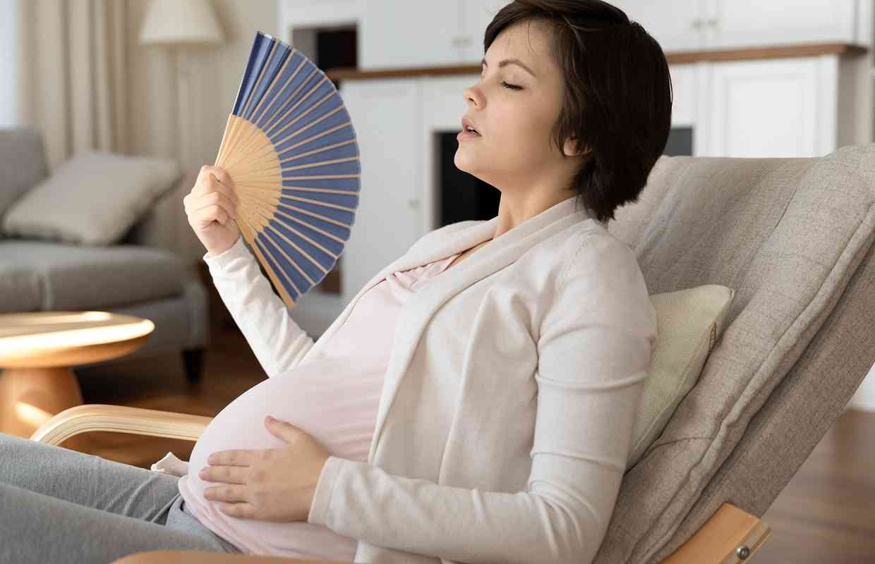 Εγκυμοσύνη: Αιτίες και συμπτώματα των εξάψεων