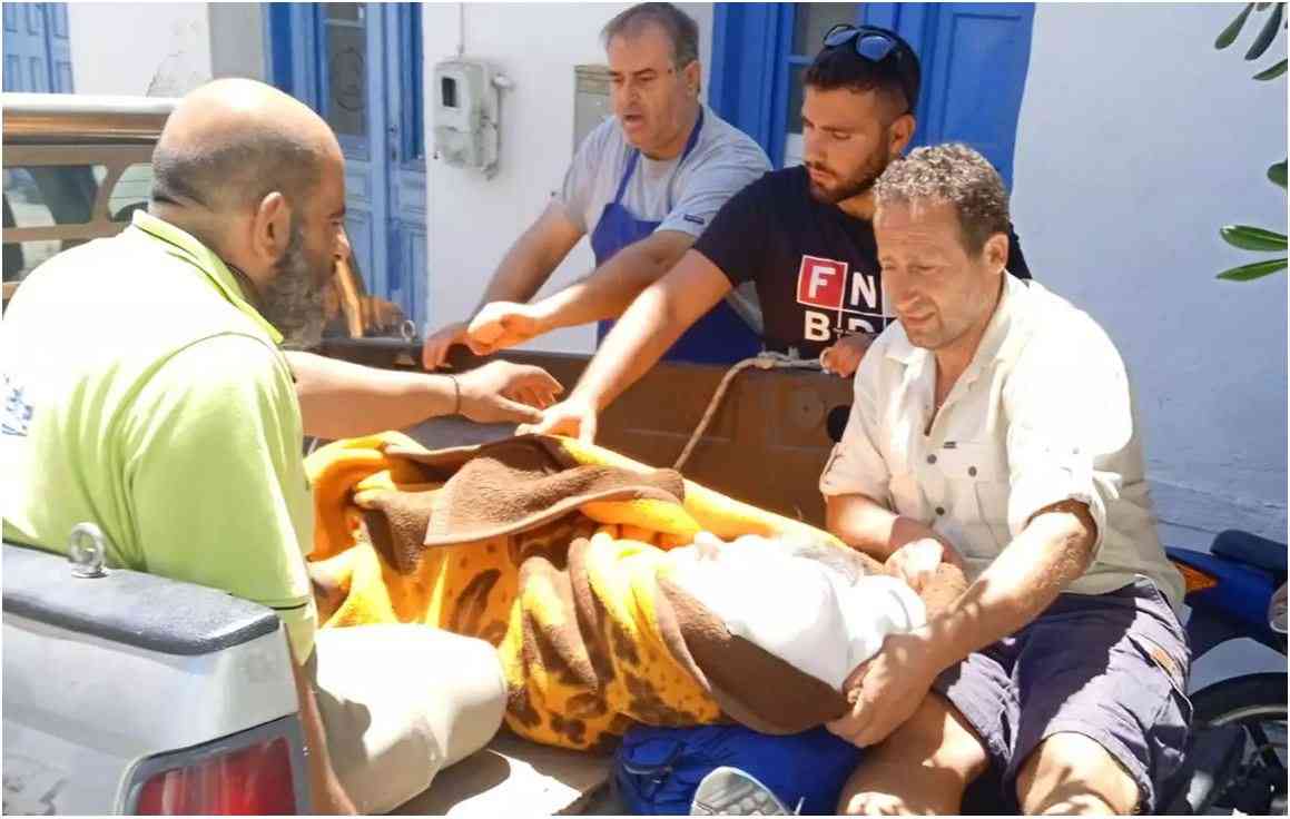 Ικαρία: Μετέφεραν ασθενή στο Κέντρο Υγείας σε καρότσα αγροτικού