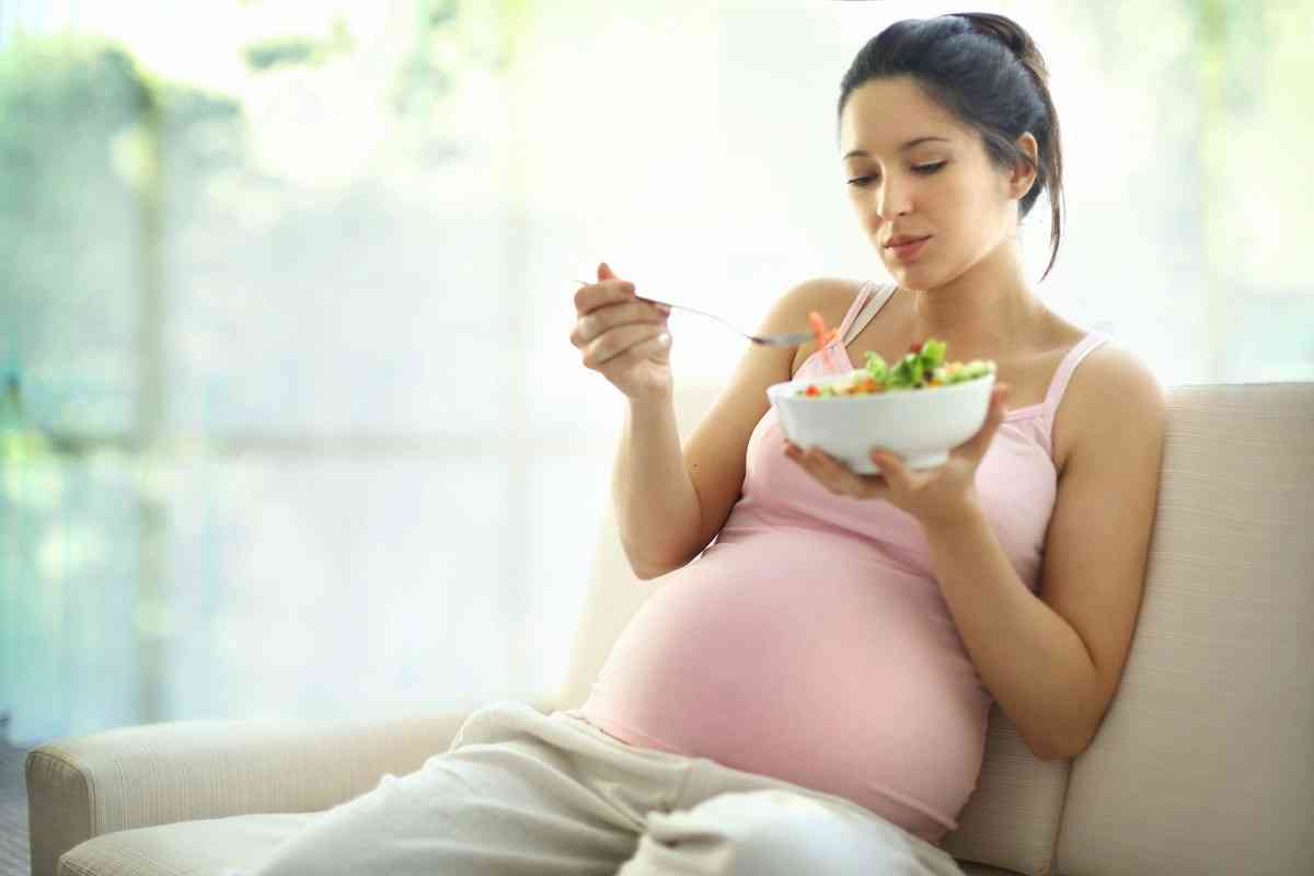 Εγκυμοσύνη: Οι 12 καλύτερες τροφές για την περίοδο της κύησης