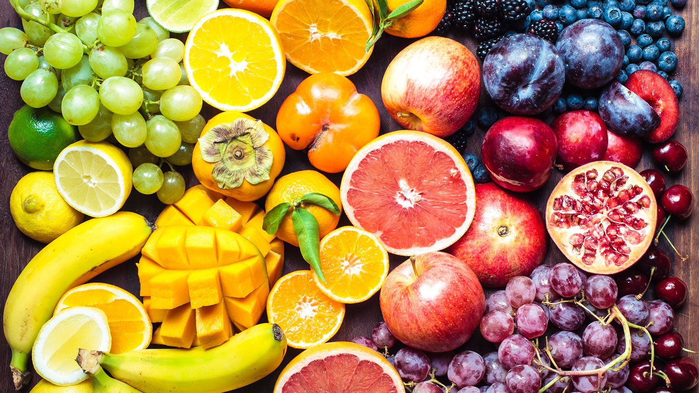 Διατροφή: 4 τρικ για να τρώμε περισσότερα φρούτα και λαχανικά