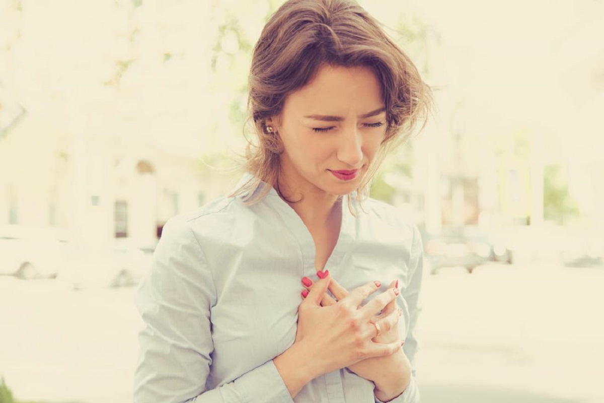 Καρδιακή ανακοπή: Ποια είναι τα συμπτώματα στις γυναίκες