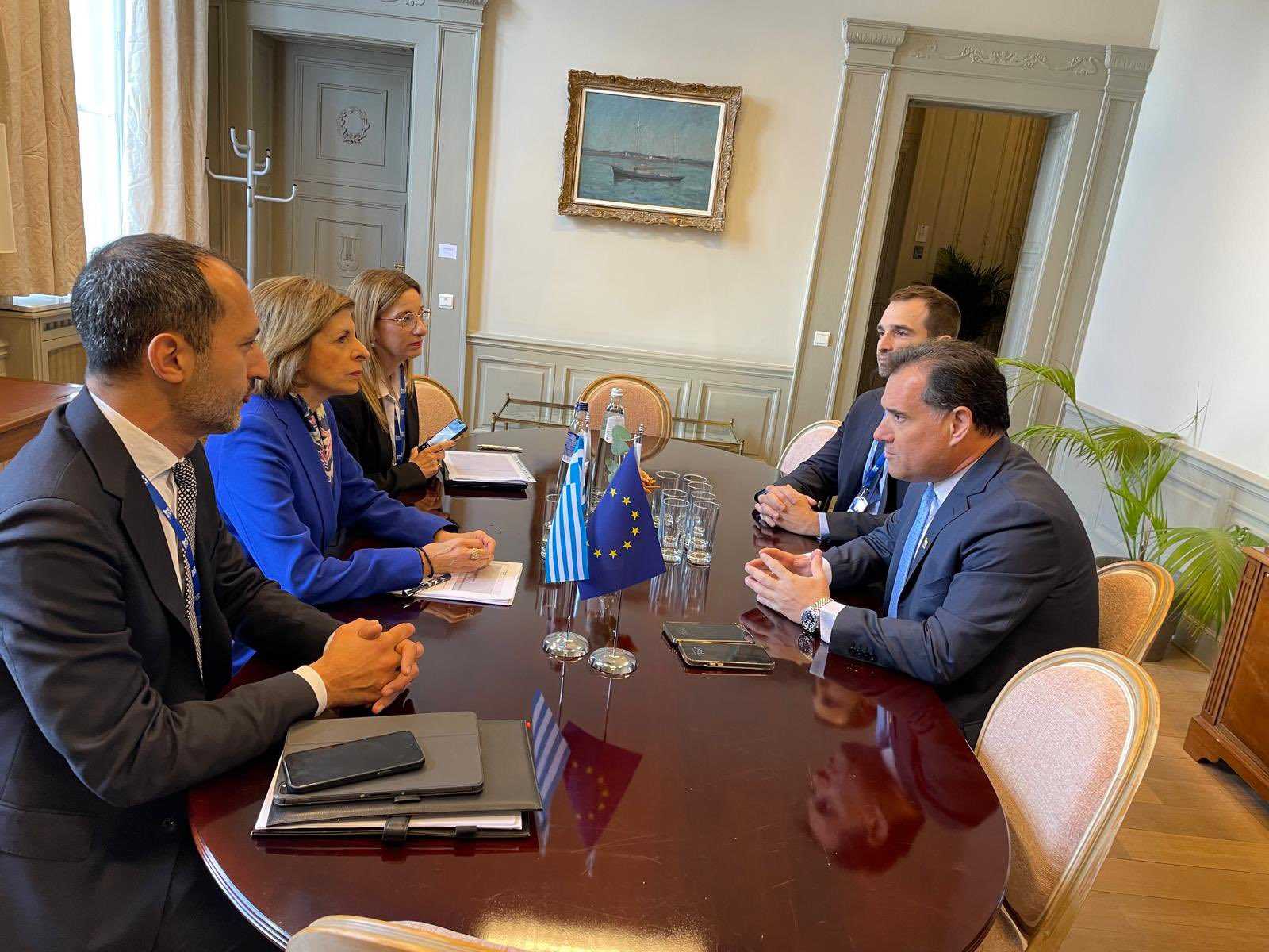 Άδωνις Γεωργιάδης στο Άτυπο Συμβούλιο Υπουργών Υγείας στις Βρυξέλλες: Στο επίκεντρο οι ελλείψεις φαρμάκων Άδωνις Γεωργιάδης στο Άτυπο Συμβούλιο Υπουργών Υγείας στις Βρυξέλλες: Στο επίκεντρο οι ελλείψεις φαρμάκων