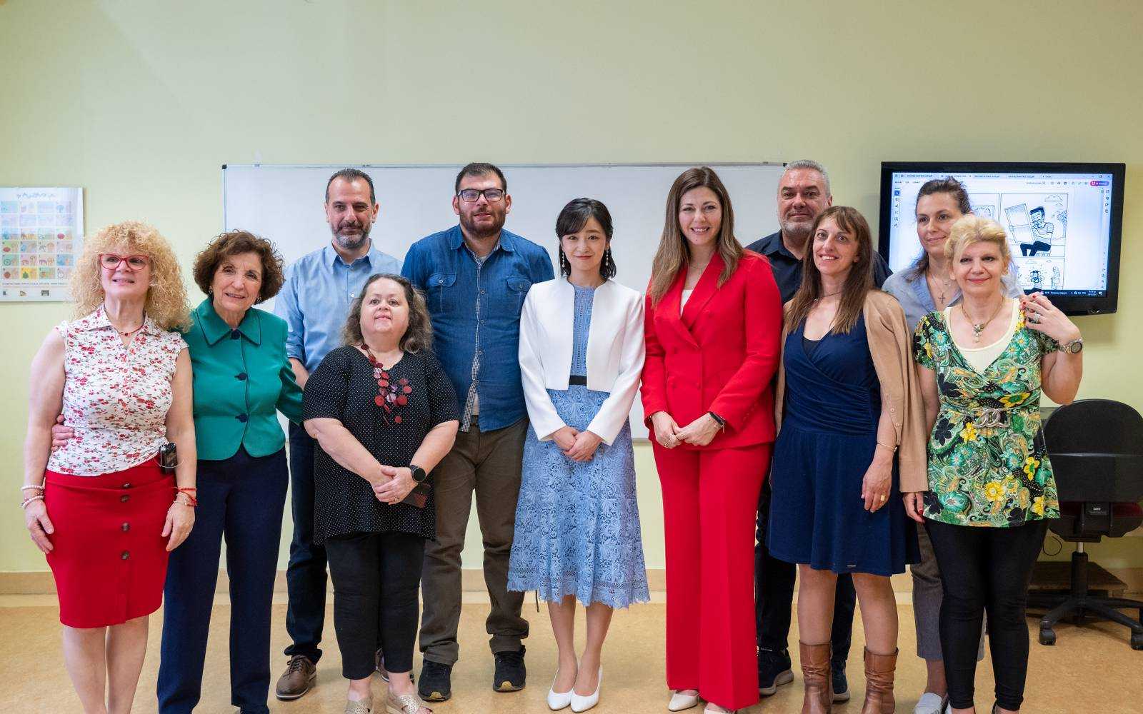 Επίσκεψη της πριγκίπισσας της Ιαπωνίας Kako στο Εθνικό Ίδρυμα Κωφών – Την υποδέχθηκε η Υπουργός Κοινωνικής Συνοχής και Οικογένειας Σοφία Ζαχαράκη Επίσκεψη της πριγκίπισσας της Ιαπωνίας Kako στο Εθνικό Ίδρυμα Κωφών – Την υποδέχθηκε η Υπουργός Κοινωνικής Συνοχής και Οικογένειας Σοφία Ζαχαράκη