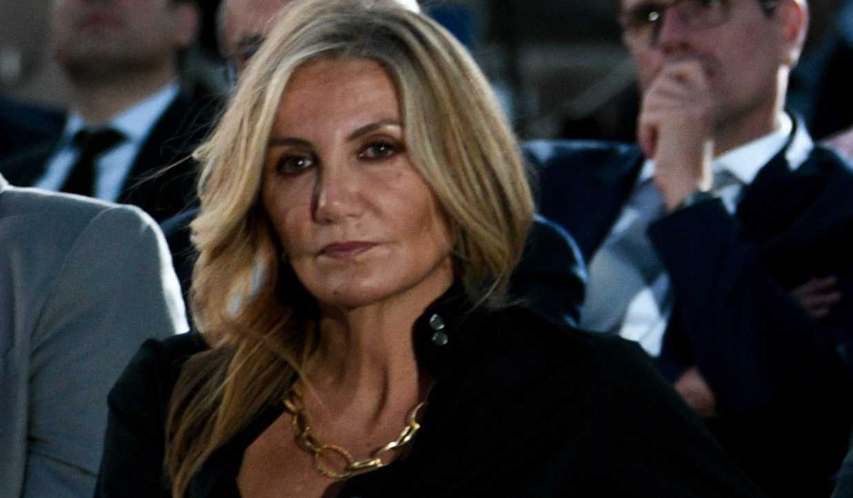 Εξιτήριο από το ΚΑΤ για τη Μαρέβα Γκραμπόφσκι – Μητσοτάκη μετά τη διπλή επέμβαση στα χέρια