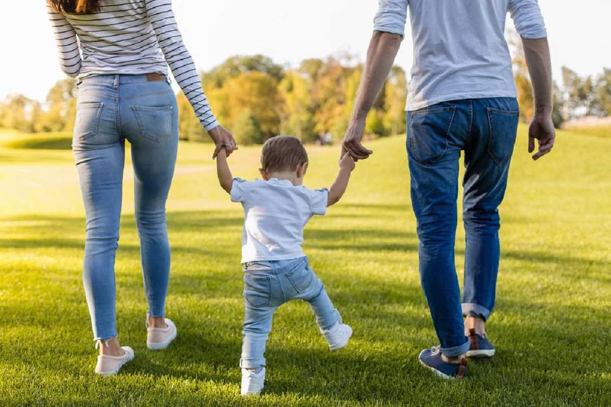 Eurostat: Μοναχοπαίδια τα μισά παιδιά που γεννιούνται στην Ευρωπαϊκή Ένωση