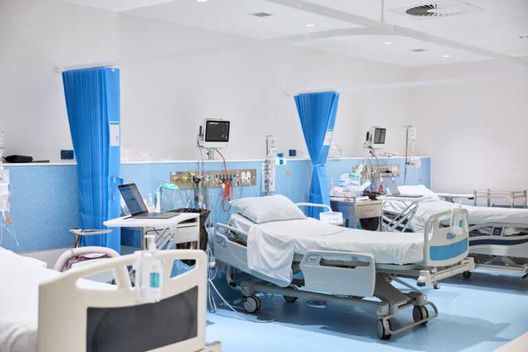 ECDC: Τα ελληνικά νοσοκομεία στη λίστα με τα πιο επιβαρυμένα σε νοσοκομειακές λοιμώξεις